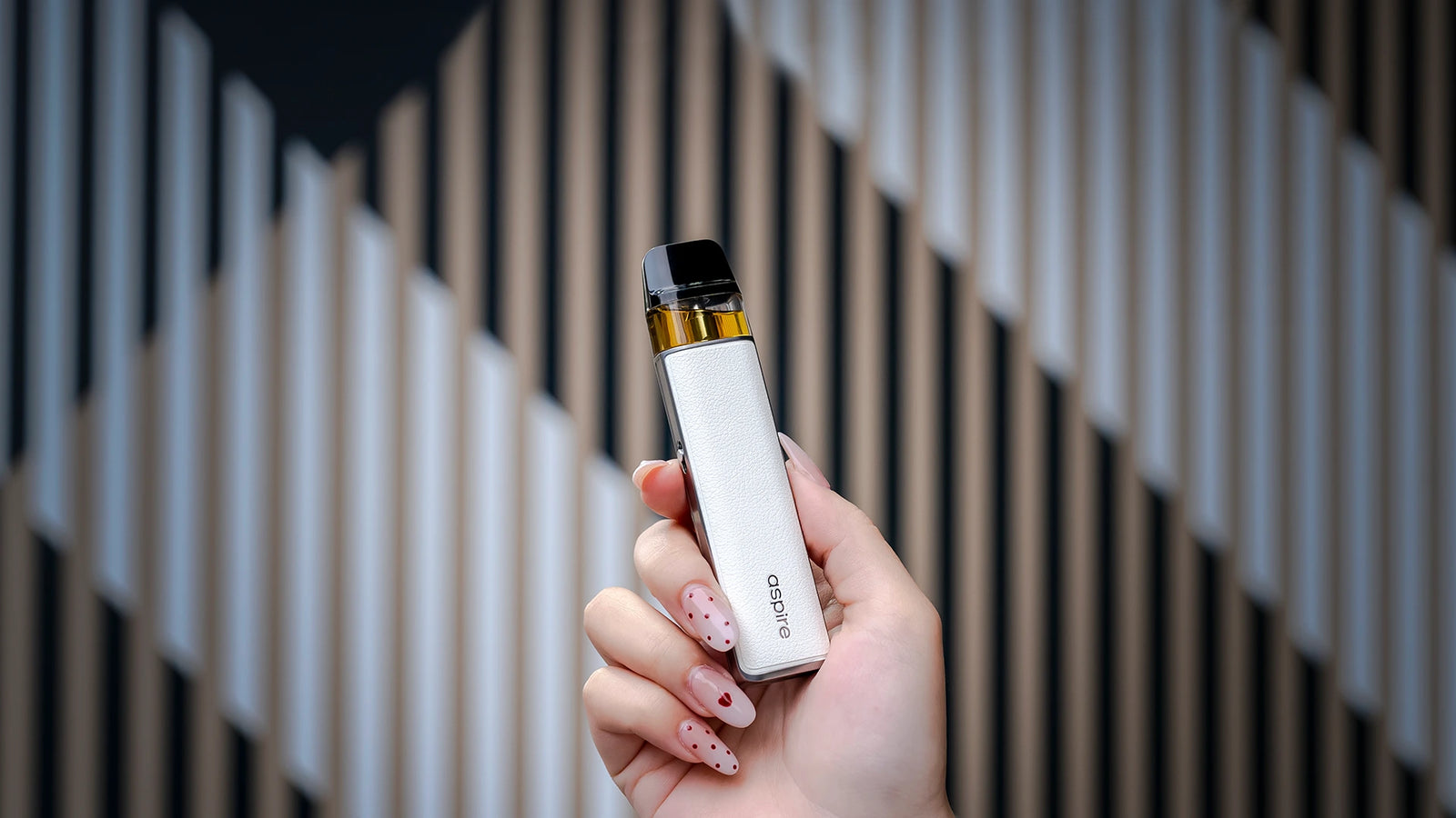 Aspire Loomix – Crafted to Feel Right